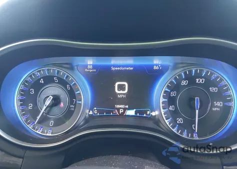 2016 Chrysler 300 Limited из США, поврежденный, VIN 2C3CCAAG4GH278237